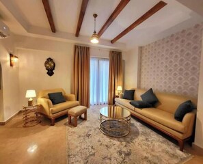 Living area - 6BRs with private entrance -Three Sisters Villa (New Cairo City)