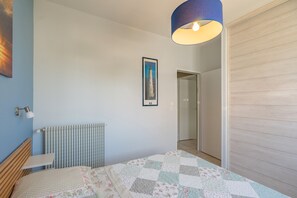 3 chambres, fer et planche à repasser, Wi-Fi