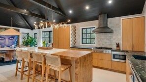 Microwave, oven, stovetop, coffee/tea maker - Stylish and Spacious Montauk Home with Private Pool, Eclectic Design, Total... (Montauk)