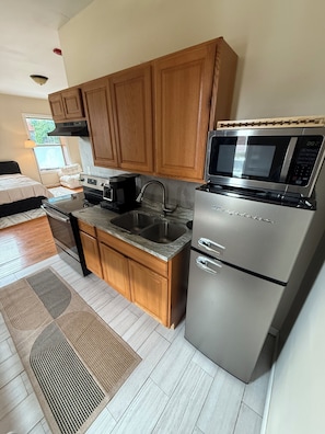 Microwave, oven, stovetop