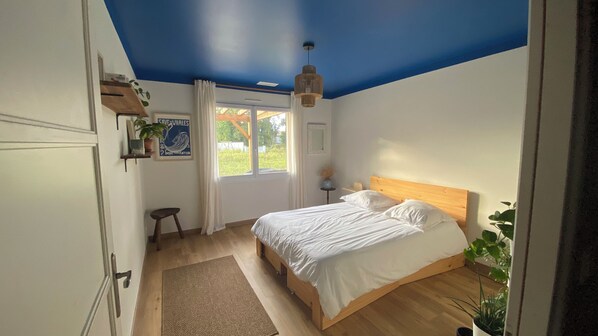 4 bedrooms, free WiFi, bed sheets