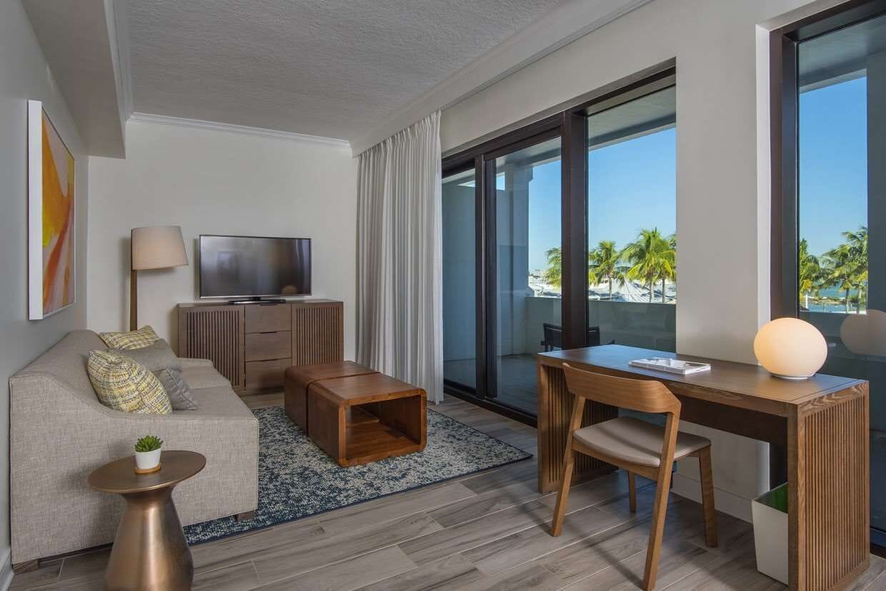 Télévision, espaces bureaux