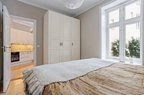 1 bedroom, WiFi, bed sheets