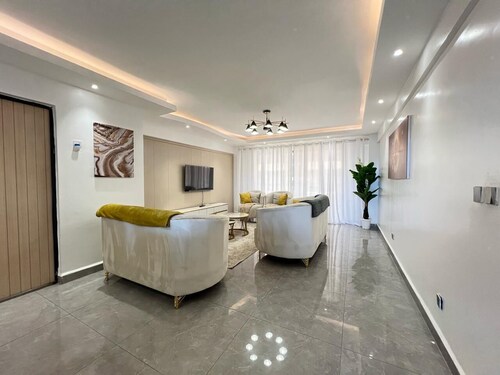 Stunning 5-bedroom apartment in delightful Lavington Nairobi Kenya