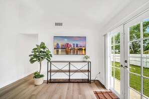 Interior - Family Friendly 4BR Home with a Private Pool & Calm Farmhouse Charm (Royal Palm Beach)