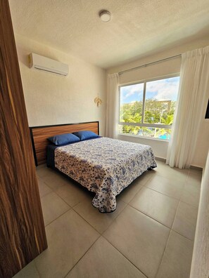 3 bedrooms, iron/ironing board, WiFi, bed sheets - Dept. Bohemian in front of the pool, luxury amenities (Playa del Carmen)