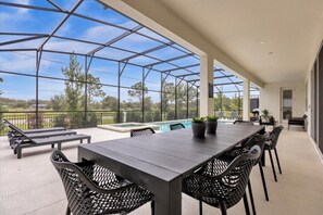 Outdoor dining - Last Minute Disney! Private Pool, Hot Tub, Game Room & Themed Bedrooms. Book Now! #106969 (Orlando)