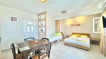 Comfort Studio, Balcony, Sea View | Laptop workspace, soundproofing, free WiFi
