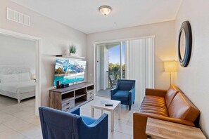 Smart TV - Last Minute Disney Getaway! Luxury Condo with Private Balcony. Book Now! #120027 (Orlando)