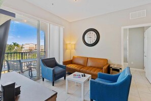 Smart TV - Last Minute Disney Getaway! Luxury Condo with Private Balcony. Book Now! #120027 (Orlando)