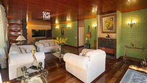 Villa | Living area - Mansão Cidade Imperial-Piscina-Acad-111M (Petropolis)
