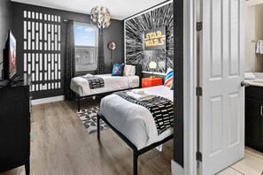 7 bedrooms, iron/ironing board, WiFi, bed sheets