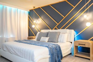 5 chambres, fer et planche à repasser, Wi-Fi, draps fournis