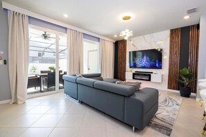 TV connectée, cheminée