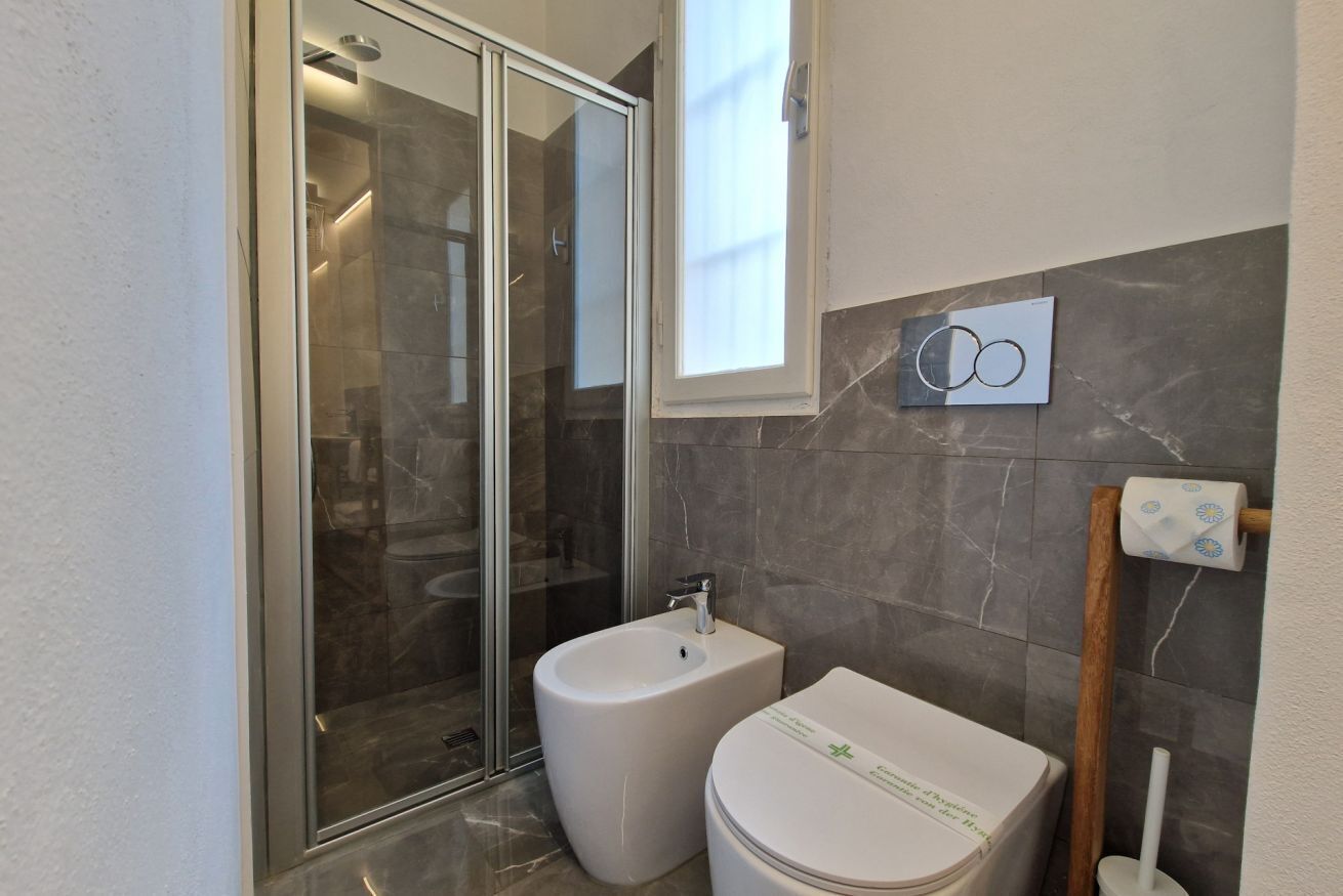 Shower, bidet