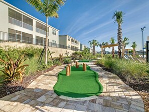 Property grounds - Last Minute Disney Getaway! Luxury Condo with Private Balcony. Book Now! #143193 (Orlando)