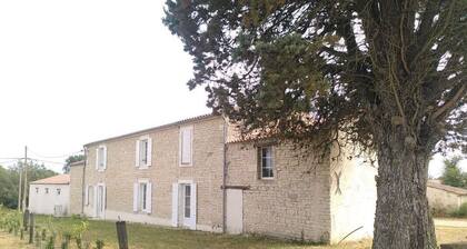  Quiet vacation home - between Marais Poitevin & La Rochelle