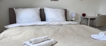 NEW! Weingarten vacation apartment