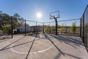 Sportplatz