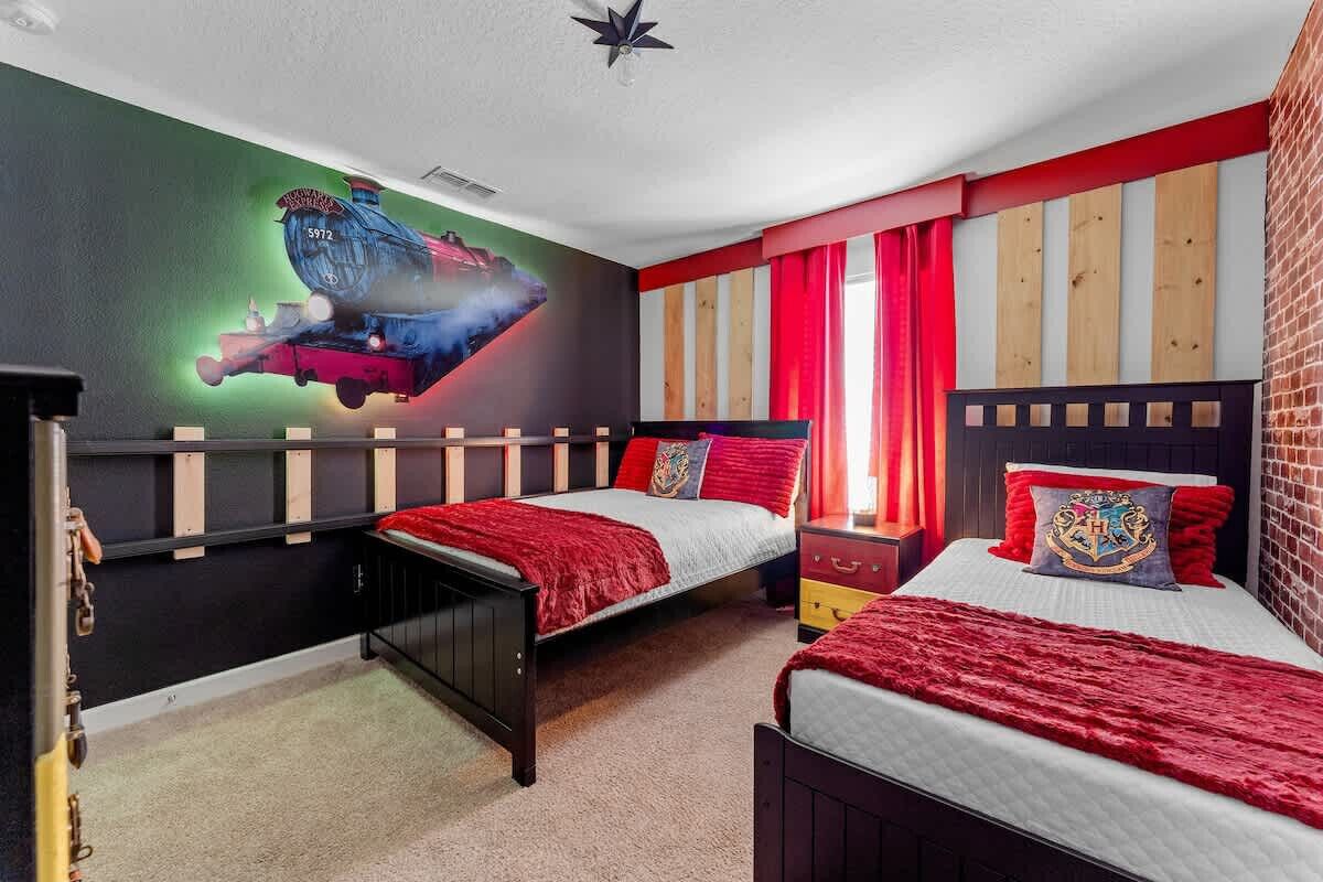 5 soverom, strykejern/-brett, wi-fi og sengetøy