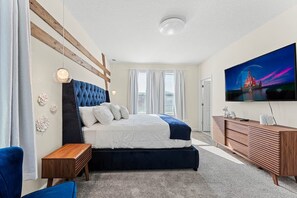 6 bedrooms, iron/ironing board, travel cot, WiFi