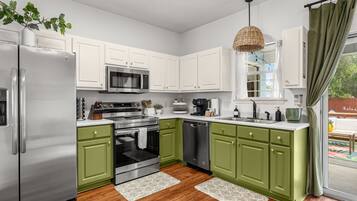 Microwave, oven, stovetop, dishwasher