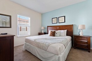 5 bedrooms, iron/ironing board, WiFi, bed sheets - Disney Getaway! Private Pool & Themed Bedrooms. Book Now! #LV7 (Orlando)