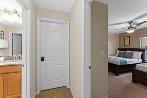 4 bedrooms, iron/ironing board, WiFi, bed sheets