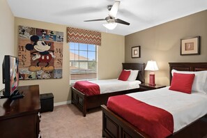 4 quartos, ferros/tábuas de passar roupa, Wi-Fi, roupa de cama