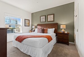 5 Schlafzimmer, Bügeleisen/Bügelbrett, WLAN, Bettwäsche
