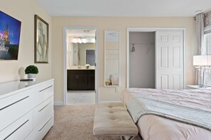 4 bedrooms, iron/ironing board, WiFi, bed sheets - Disney Getaway! Private Pool & Themed Bedrooms. Book Now! #SLR506 (Orlando)