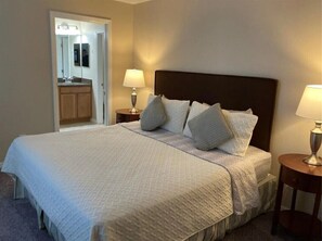4 chambres, fer et planche à repasser, Wi-Fi, draps fournis