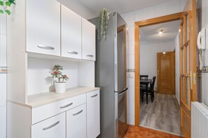 Interior - Plaza Mayor, spacious and functional (Madrid)