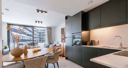 Huswell x Bel Air - Modern City Apartment With Terrace Designer Touches