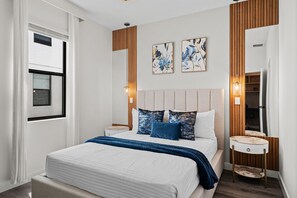 3 chambres, fer et planche à repasser, Wi-Fi, draps fournis