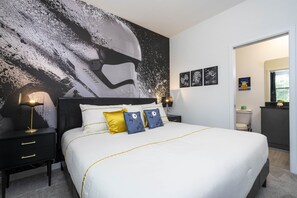 3 bedrooms, desk, iron/ironing board, travel cot