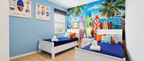 10 bedrooms, iron/ironing board, WiFi, bed sheets
