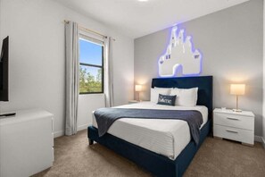 3 chambres, fer et planche à repasser, Wi-Fi, draps fournis