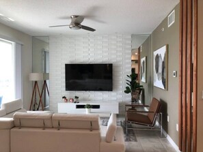 Smart TV - Storey Lake Resort 518 (Orlando)