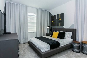 9 chambres, fer et planche à repasser, Wi-Fi, draps fournis