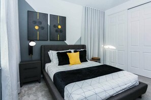 9 bedrooms, iron/ironing board, WiFi, bed sheets