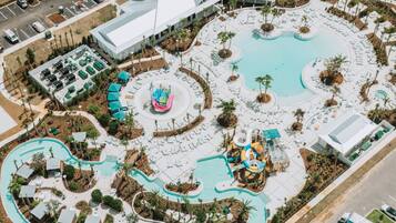 Een verwarmd zwembad