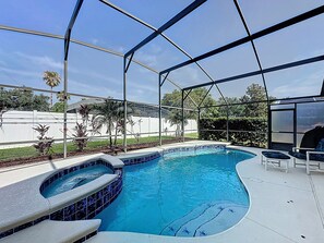 Opvarmet pool