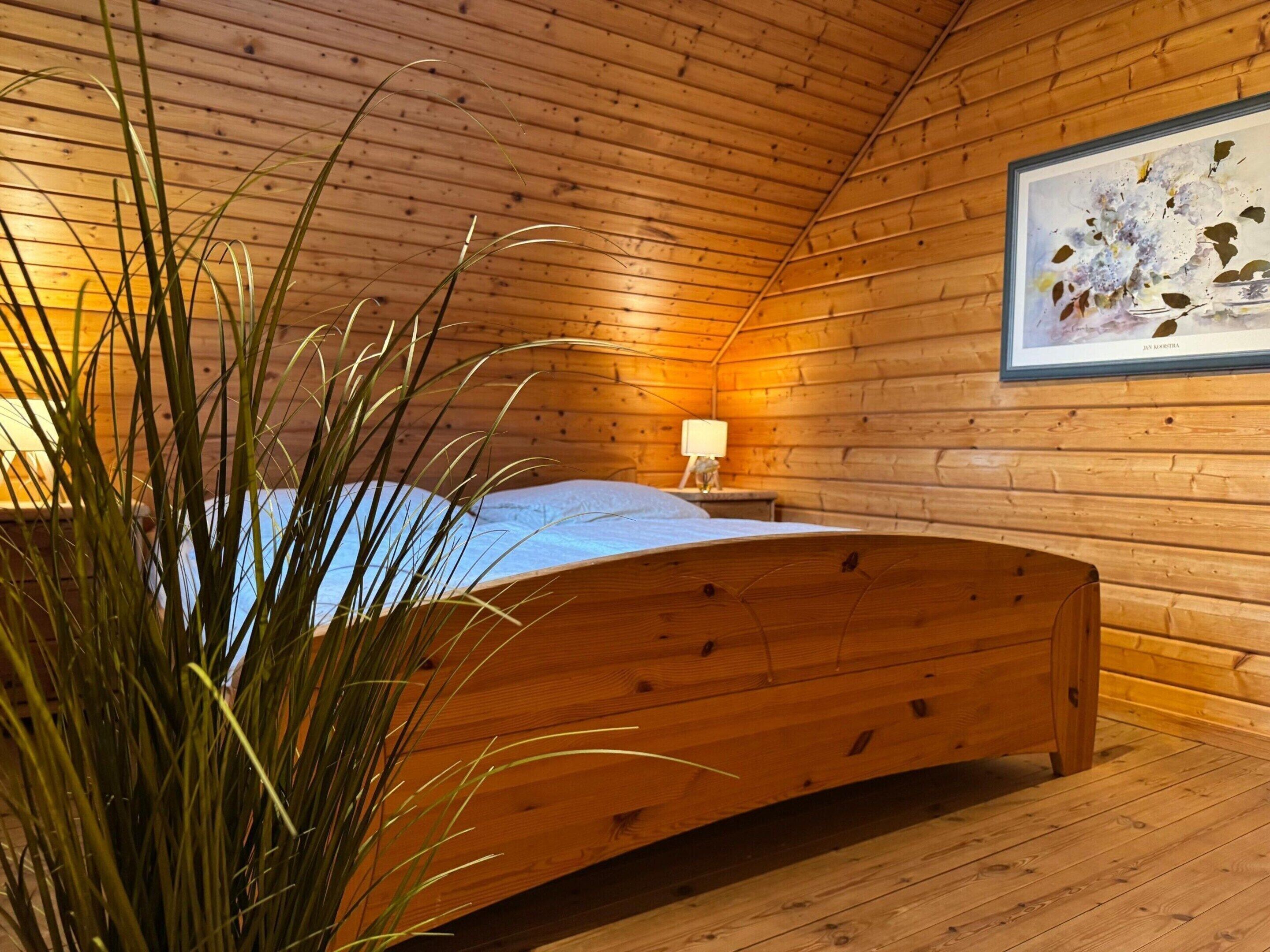 Nhà | 2 phòng ngủ, trang bị nội thất với thiết kế riêng biệt 