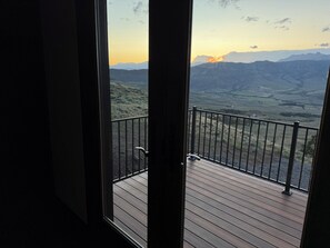Interior - Cody WY Yellowstone Luxury Mountain Escape - 3 Bed 2 Ba Amazing Mountain Views (Cody)