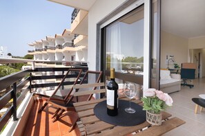 Property grounds - Apartment 'Marbel Sol Al' with Sea View, Wi-Fi and Air Conditioning (Quarteira)