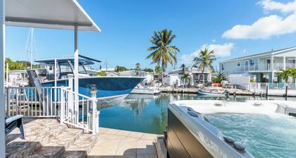 Keys Getaway on a canal with Great Views