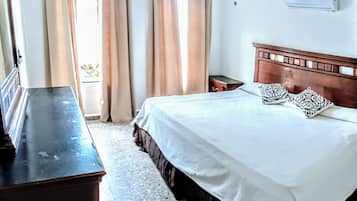 3 chambres, fer et planche Ă repasser, Wi-Fi, draps fournis