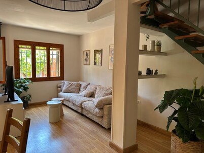 Ideal family house near the sea