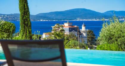 Luxury villa with infinity pool Sea view on the Gulf of Saint Tropez